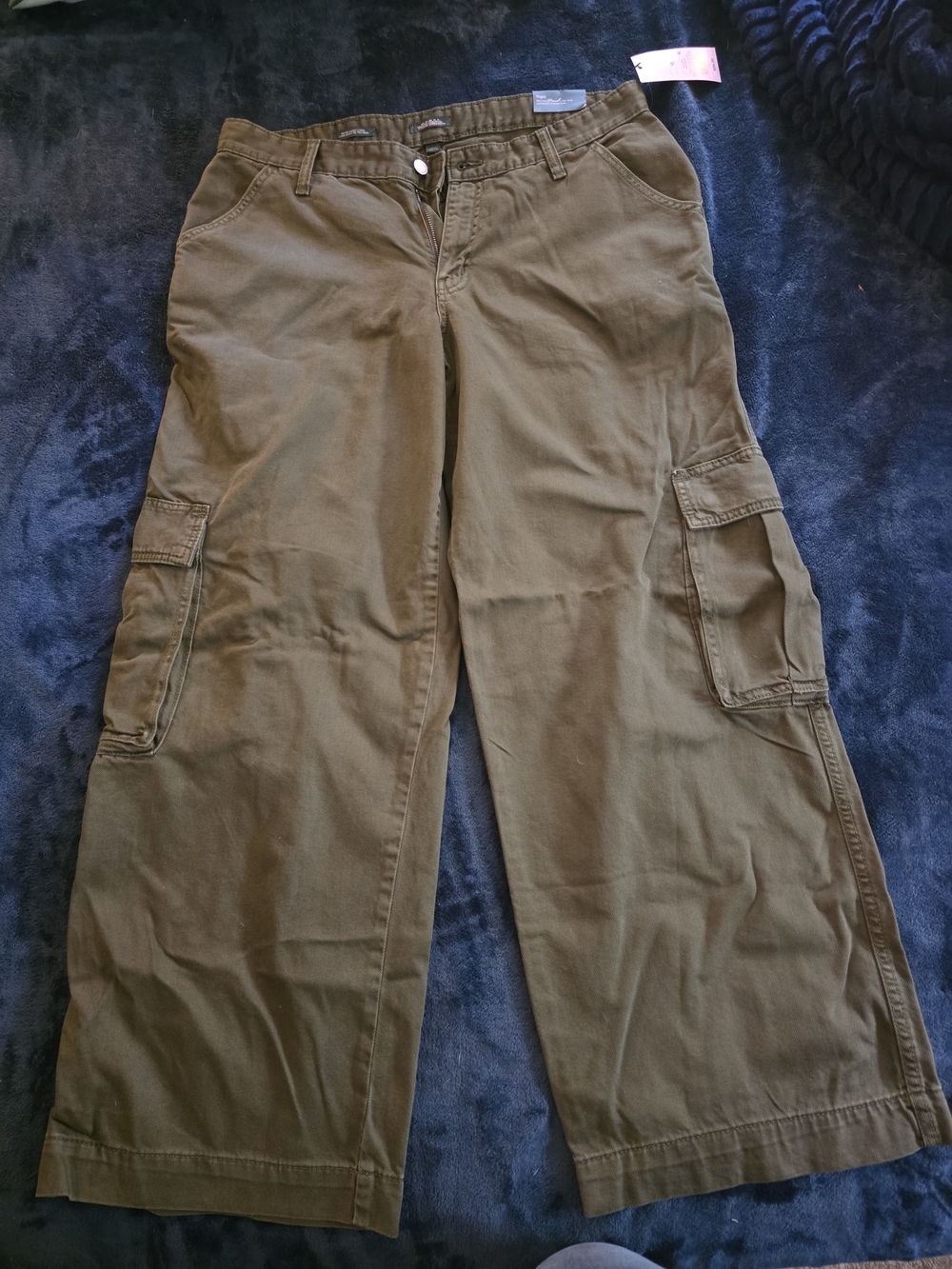Women's  Cargo Pants in Olive Green